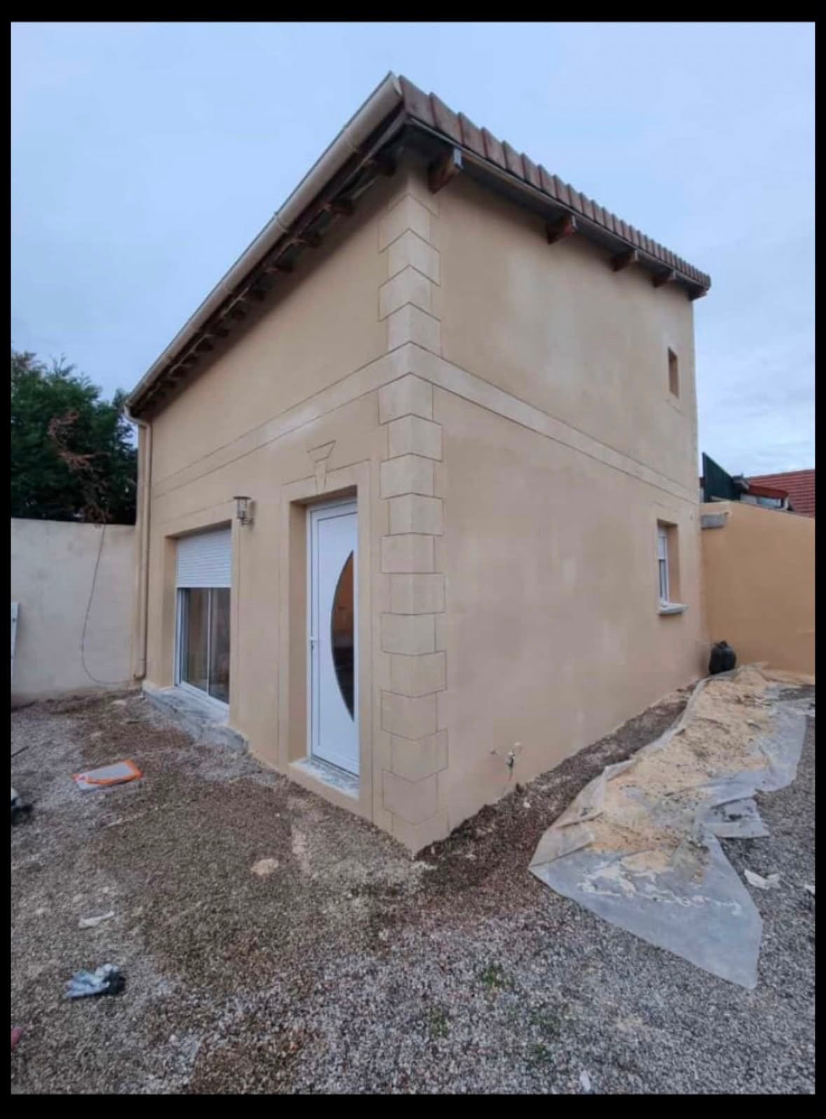 Façade avant ravalement