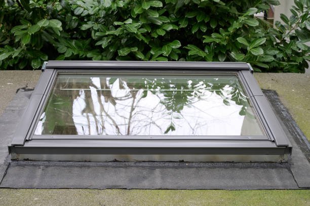 Pourquoi confier une pose Velux à Chaville à un couvreur capable de prendre en charge les raccords d&rsquo;étanchéité et les finitions intérieures ?